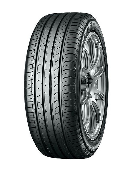 Neumatico Yokohama 225/55 R17 101W Bluearth Ae51